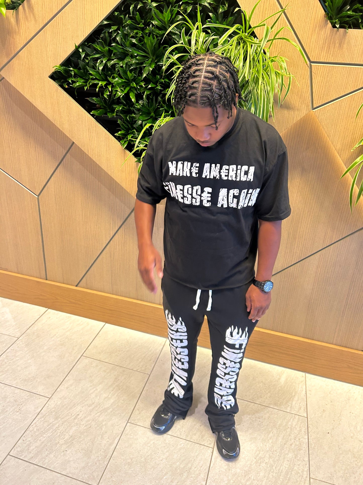 “Make America Finesse Again” Set- Black/White