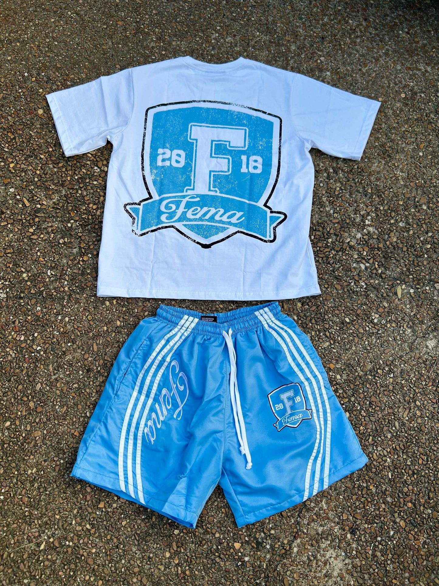 FEMA Trophy Set Powder Blue