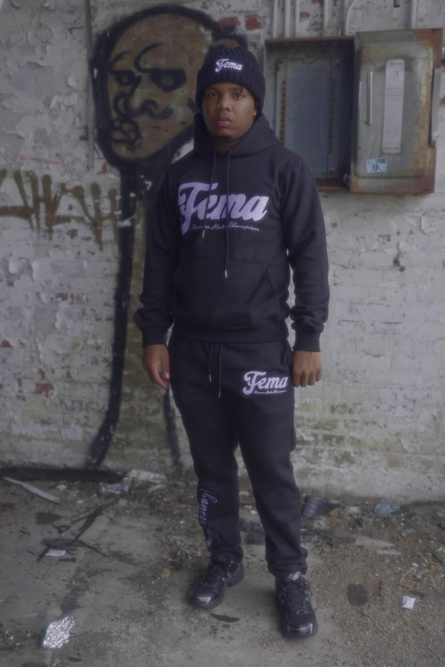 Signature OG FEMA Set Black