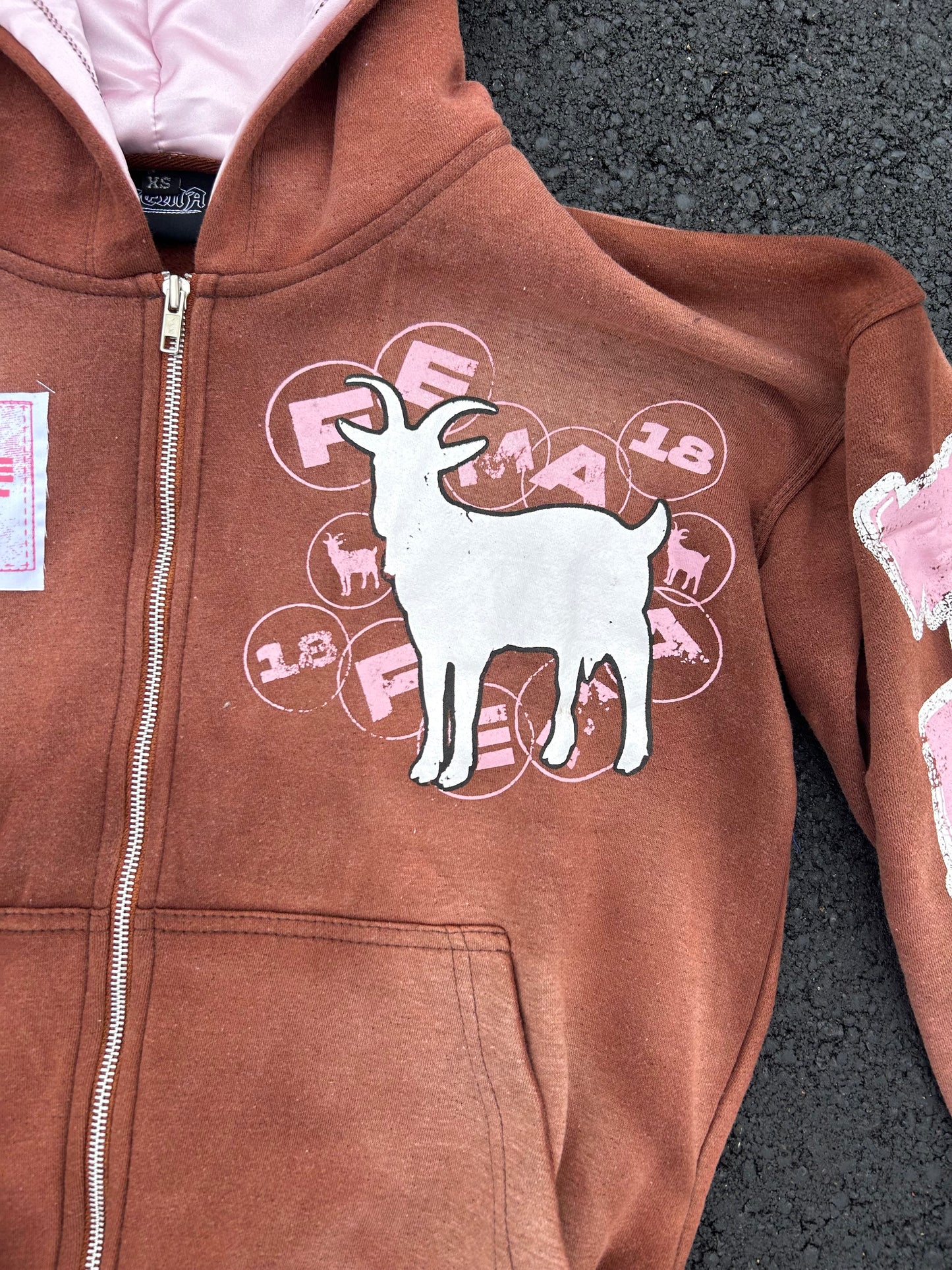 FEMA "In Finesse We Trust" Brown/Pink Set