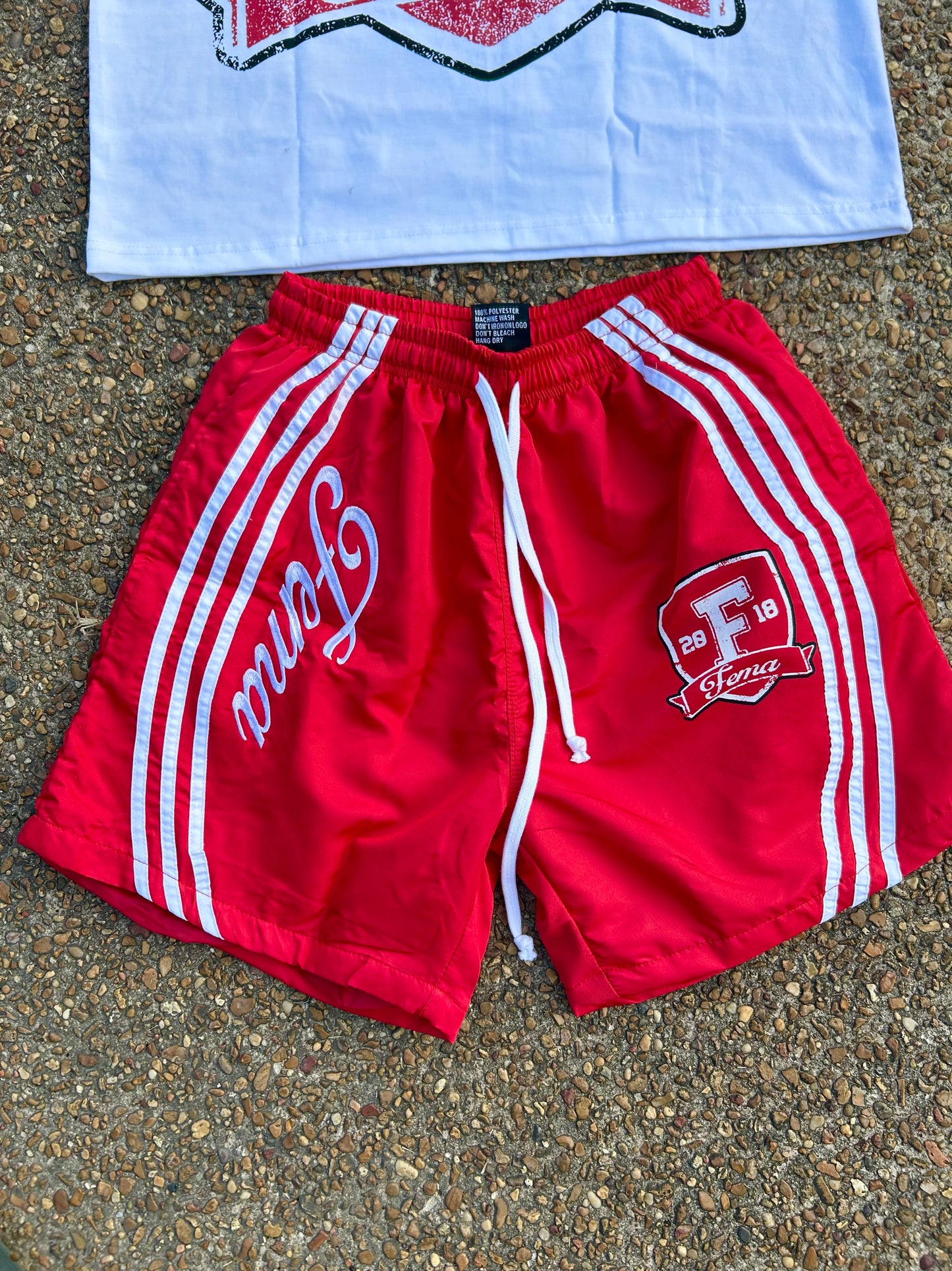 FEMA Trophy Set Red