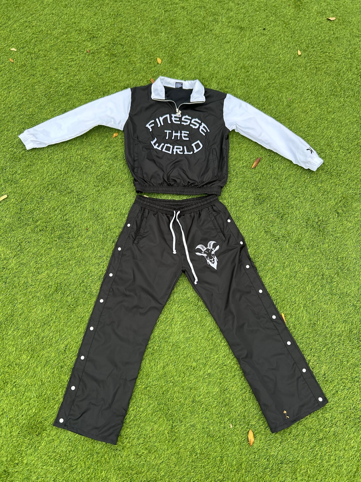 “Finesse The World” black Windbreaker Set