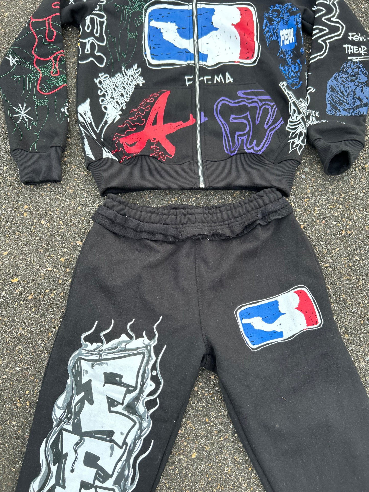 FEMA Graffiti Set Black